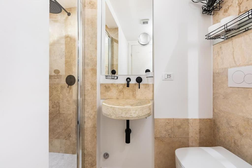 Bottega Augustea Duplex In Monti Appartamento *
